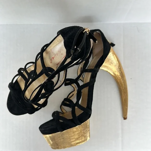 Size 10 Steiger velvet sandal with metallic gold platform heel - Picture 4 of 4